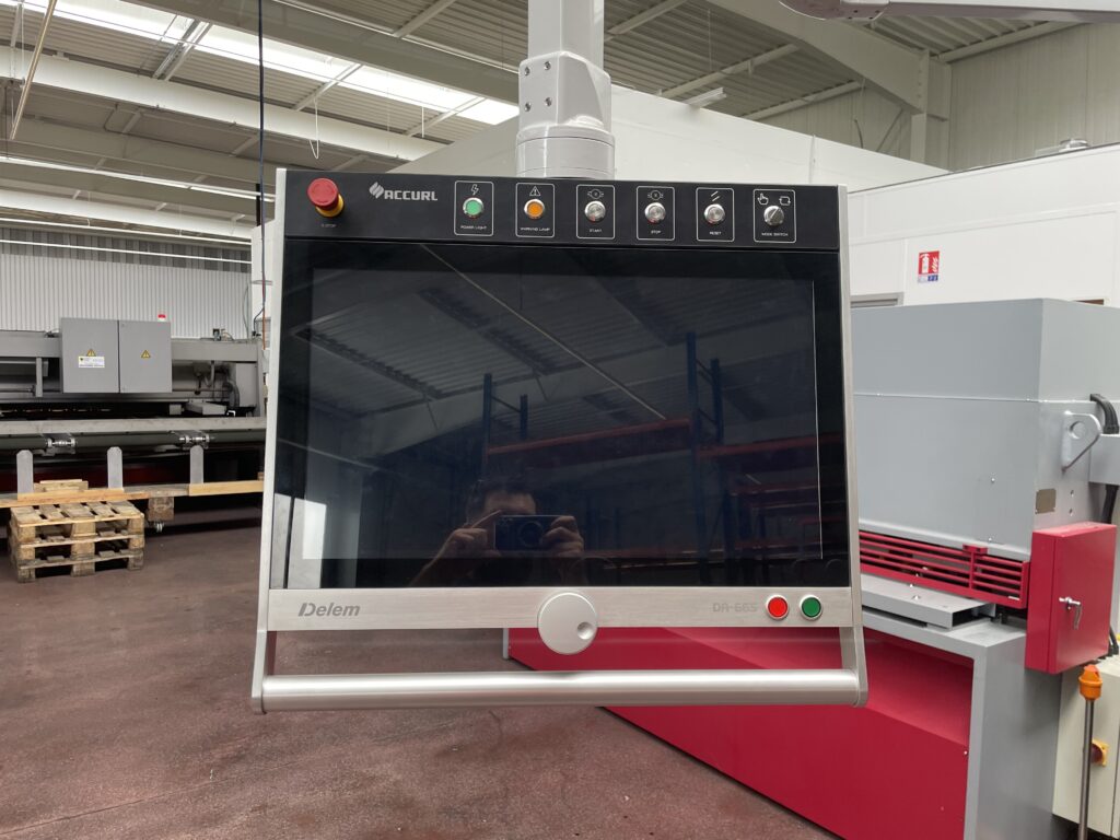 oriance atelier 3s commande numérique delem da66s 02