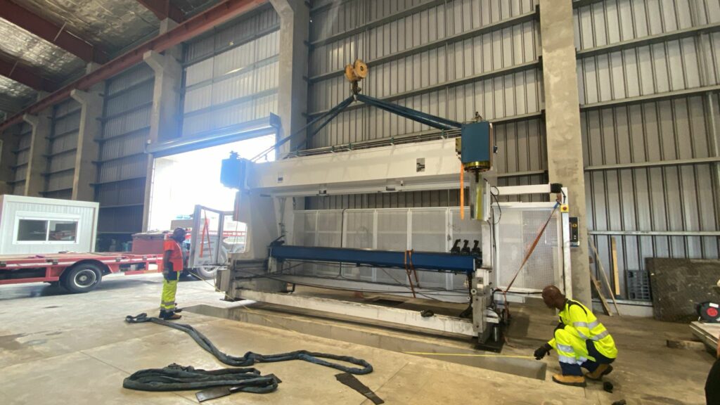 oriance top ocean indien déménagement presse plieuse 08